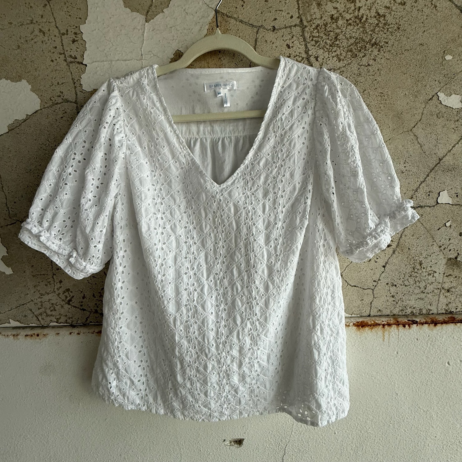 Draper James White Eyelet Puff Sleeve Top Cotton V Neck Feminine Cottagecore